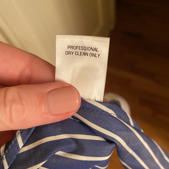 Kimora Lee Simmons blue and whit dress - Picture 6 of 8